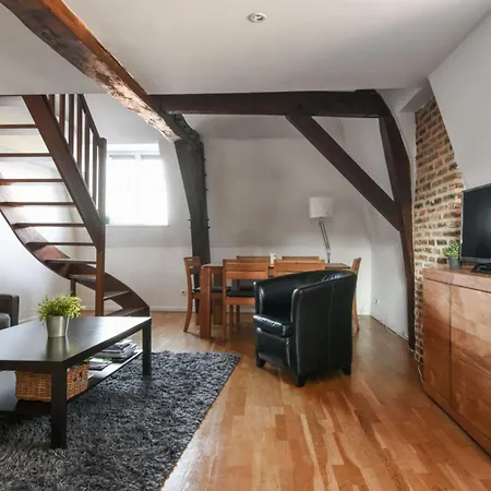 Apartamento Charming Flat At The Heart Of Old - Welkeys